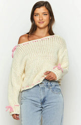 Damen Pullover mit weitem Bootsausschnitt und rosa Schleifendetails – Creme