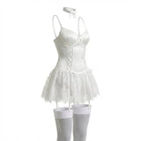 Johanna | Damen Spitzen-Rüschen Bustier Body mit Strumpfhalter-Riemen – Weiß