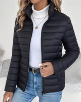 Marlene | Damen Steppjacke Leicht Stehkragen Tailliert – Schwarz