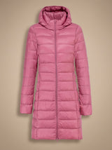 Nora | Damen Ultraleichte Lange Daunenjacke mit Kapuze Reißverschluss Winterjacke – Rosa
