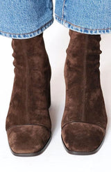 Greta | Damen Wildleder-Optik Ankle Boots für den Winter mit Blockabsatz – Dunkelbraun