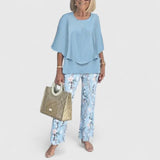 Emilia | Damen Zweiteiliges Fledermaus-Top Botanik Weitbein-Hosen Set – Hellblau