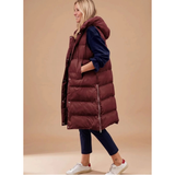 Doreen | Damen Lange Steppweste mit Kapuze – Burgund