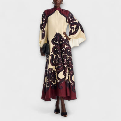 Lucy - Elegantes Maxi-Kleid mit beeindruckendem Grenadilla-Print für mühelose Stilvollheit