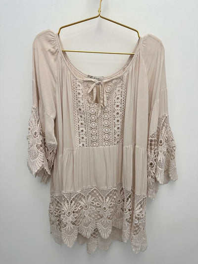 Lurdes – Stilvolles Hemd Mit Rundhalsausschnitt