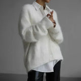 Edeltraud | Damen Oversize Strickjacke Flauschig – Weiß