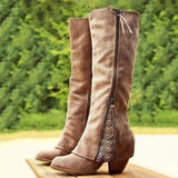 Edmara | Damen Kniehohe Stiefel mit Blockabsatz – Braun