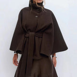Eleganter Cape-Mantel mit Gürtel – Braun