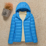 Elfriede | Damen Wasserdichte Stepp Regenjacke mit Kapuze – Hellblau