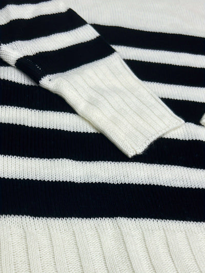 Schulterfreier Grobstrickpullover aus Baumwolle mit Streifenmuster und Lockerem Schnitt für Damen | Ideal für den Winter