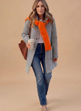 Johanna | Gestreifter Trenchcoat Damen Langarm mit Schal – Schwarz