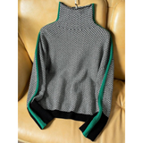 Greta | Damen Rollkragenpullover mit Muster und weitem Schnitt – Grün