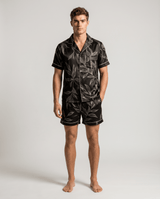 Herren Schlafanzug kurz gemustert mit Hemd und Shorts – Schwarzes Blatt