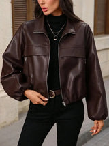 Damen cropped Kunstlederjacke mit Reißverschlusstaschen und tailliertem Schnitt – Braun
