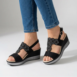 Elinazza | Damen-Keilsandalen mit verstellbarem Riemen – Schwarz