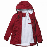 Josefa | Damen Winterjacke isoliert und warm mit Kapuze – Rot