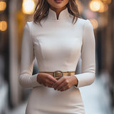 Damenkleid mit Stehkragen und Gürtel | Polyester – Weiß