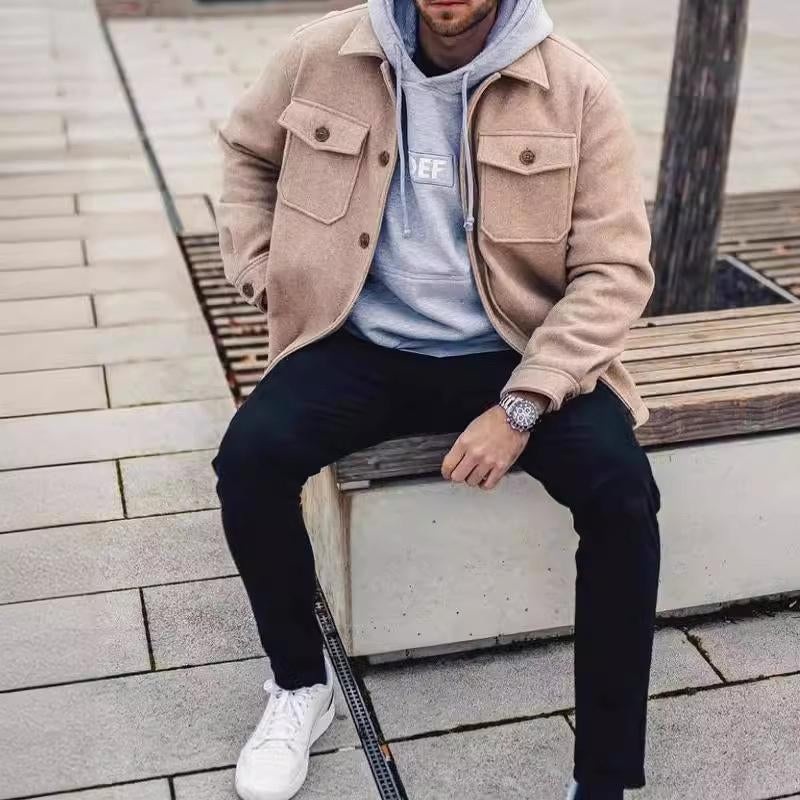 Stilvolle Herrenjacke mit Knöpfen