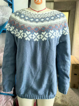 Jasmin | Festlicher gestrickter Damen-Weihnachtspullover mit Rentiermotiv – Blau