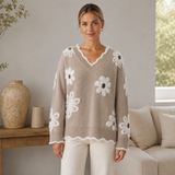Katharina | Damen Pullover mit großen Blumen – Khaki