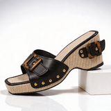 Keilsandalen Damen mit Schnalle und Nieten – Schwarz