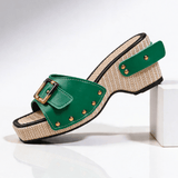 Keilsandalen Damen mit Schnalle und Nieten – Grün