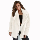 Charlotte | Kunstpelzmantel Damen Flauschiger Oversized Kurzmantel Kunstfell – Weiß