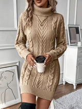 Leena | Damen Strickkleid mit Rollkragen und Zopfmuster – Khaki