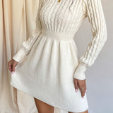 Frederike | Damen Strickkleid mit Zopfmuster, Mini – Beige