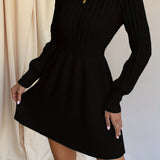 Frederike | Damen Strickkleid mit Zopfmuster, Mini – Schwarz