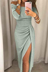Liv – elegantes off-shoulder midi kleid mit schlitz, glitzerstoff und drapierter taille – Grün