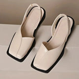 Flache Damenschuhe mit eckiger Spitze und Fersenriemen | Veganes Leder – Beige