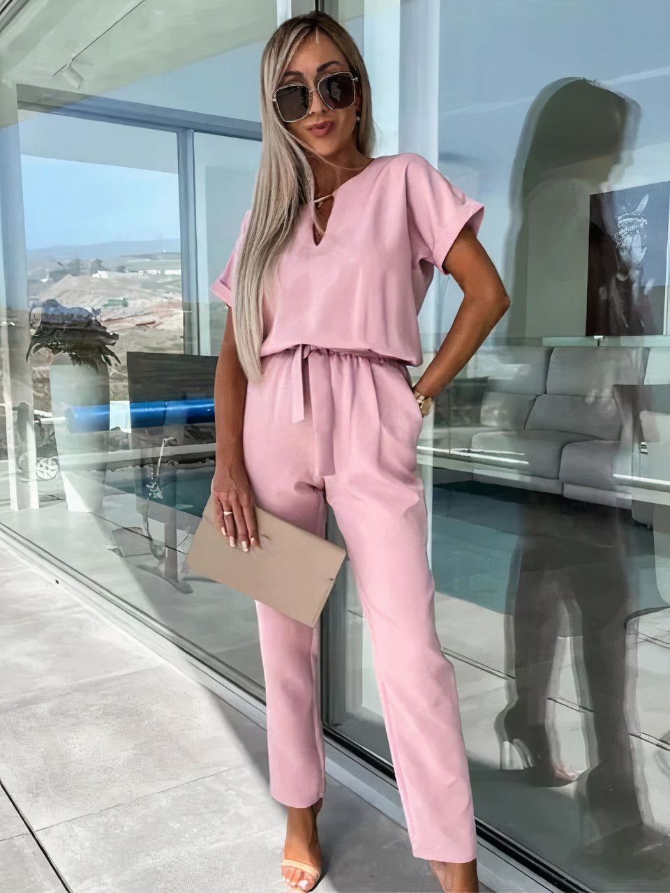 Jumpsuit für Damen mit elegantem Wickelgürtel