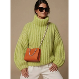 Mavie | Damen Strickpullover mit Rollkragen und weitem Schnitt – Gelb