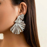 Melina – Damenohrringe mit strukturierter Fächerform im Statement-Design – Silber