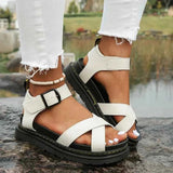 Mira – Sommer-Sandalen mit Kreuzriemen und robuster Profilsohle – Weiß