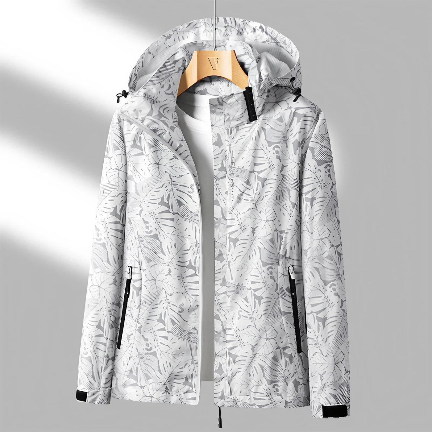 Outdoor Jacke mit Kapuze – Leichte Übergangsjacke für Freizeit und Outdoor