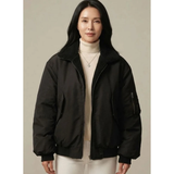 Peggy | Damen Bomberjacke mit Kapuze und Reißverschluss – Schwarz