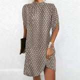 Partykleid für Damen mit Fledermausärmeln und plissiertem Ausschnitt – Beige