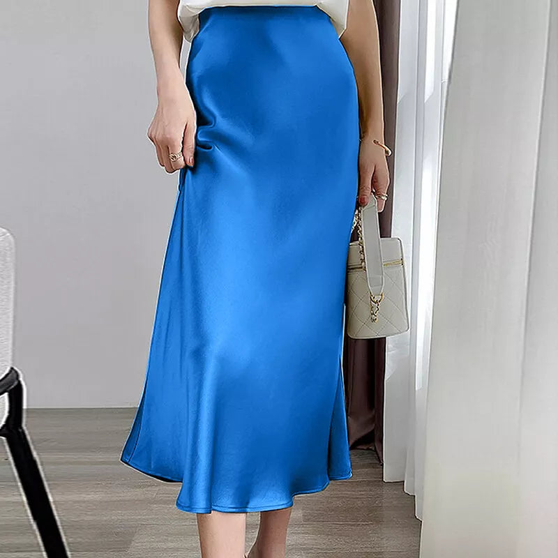 Eleganter und femininer A-Linien-Rock aus Satin mit hoher Taille, ideal für einen raffinierten und anspruchsvollen Look