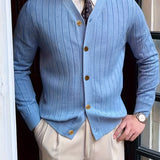 Sieghardt | Herren Strickjacke V-Ausschnitt Rippenmuster – Hellblau