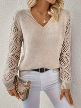Sorcha | Damen Strickpullover V-Ausschnitt Häkelärmel – Beige