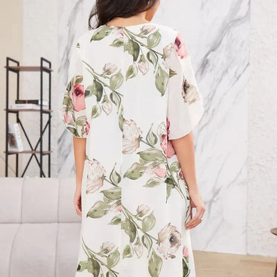 Merita – Modisches Chiffon Kleid Mit Blütenblättern