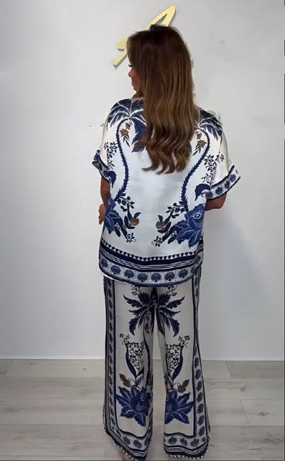 Kanella – Lässiges Oberteil Mit V Ausschnitt Und Weiter Hose