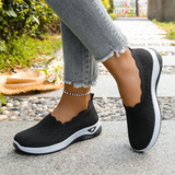 Forreta | Leichte Slip-On-Walkingschuhe aus atmungsaktivem Strick – Schwarz