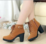 Nora | Stiefel Damen Schnürstiefeletten Blockabsatz Wildleder-Optik – Rotbraun