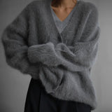 Mia | Strickjacke Damen Oversized Flauschige V-Ausschnitt Oberbekleidung – Dunkelgrau