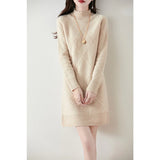 Svantje | Damen Strickkleid Winterkleid Rollkragen – Beige