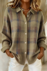 Thordena | Damen Karo Strickjacke mit Knopfleiste – Braun
