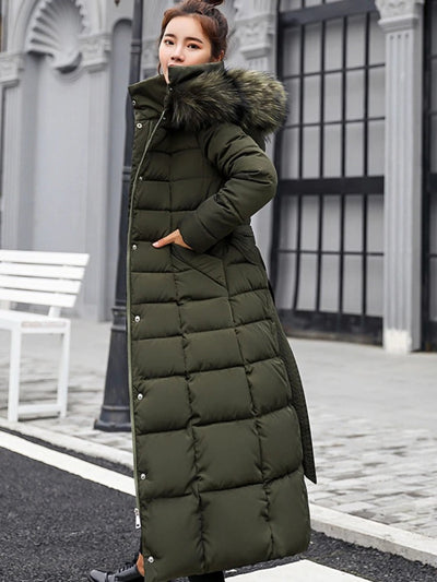 Stilvolle Daunen Winter Parka mit Fellkapuze für Damen | Ideal für den Winter